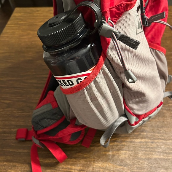 REI Stoke 19 backpack in red and gray - Picture 12 of 12